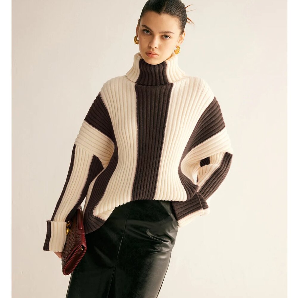 Commense Cream and Brown Block-Stripe Ribbed Turtleneck Sweater